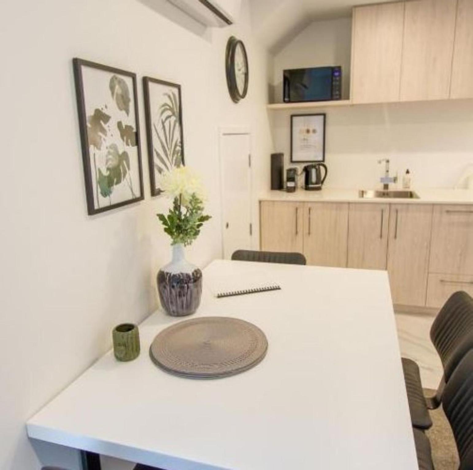 A Touch Of Luxury In Chch Cbd Apartment Christchurch Ngoại thất bức ảnh